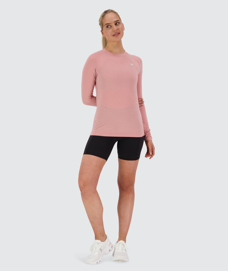 Women's training longsleeve, Model 173 cm / size S #color_mauve-pink